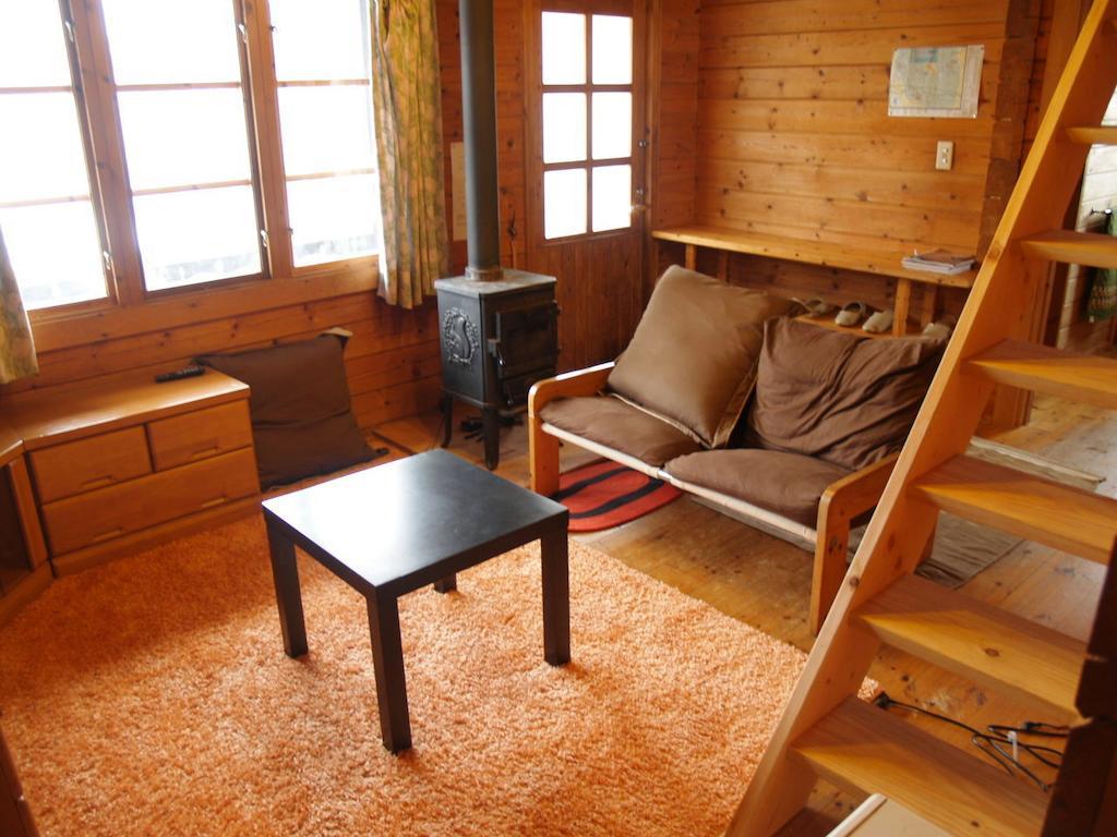 Отель Woody House Kazamidori Мёко Номер фото