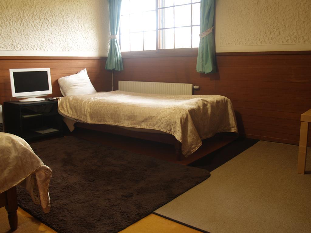 Отель Woody House Kazamidori Мёко Экстерьер фото
