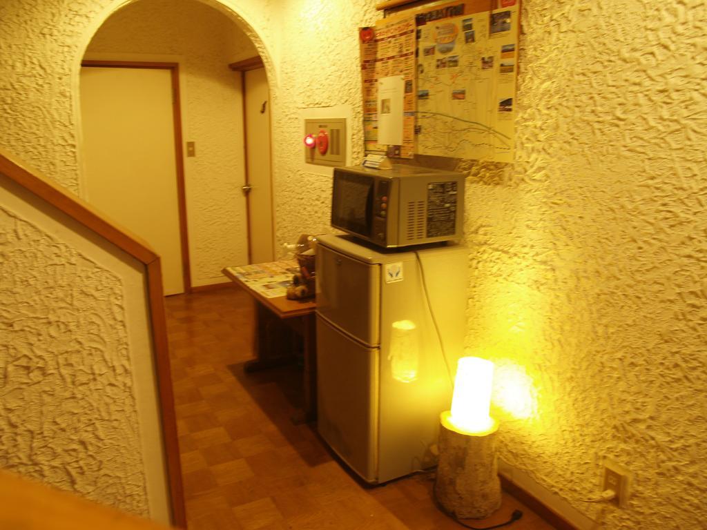 Отель Woody House Kazamidori Мёко Экстерьер фото